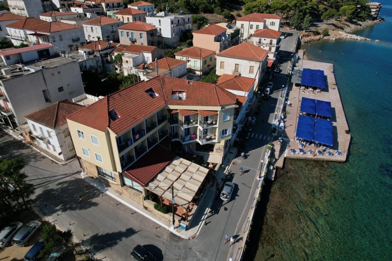 Hotel Miramare Pylos Luaran gambar