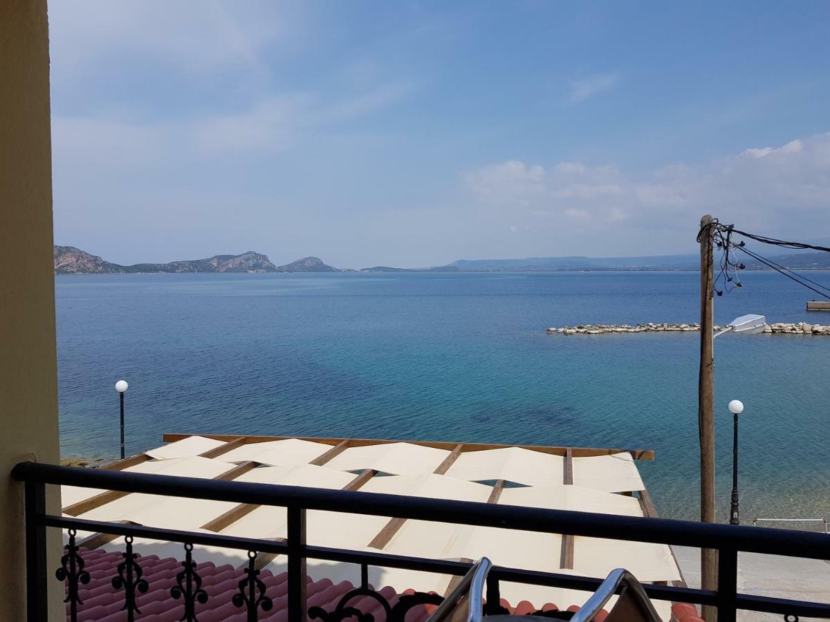 Hotel Miramare Pylos Luaran gambar